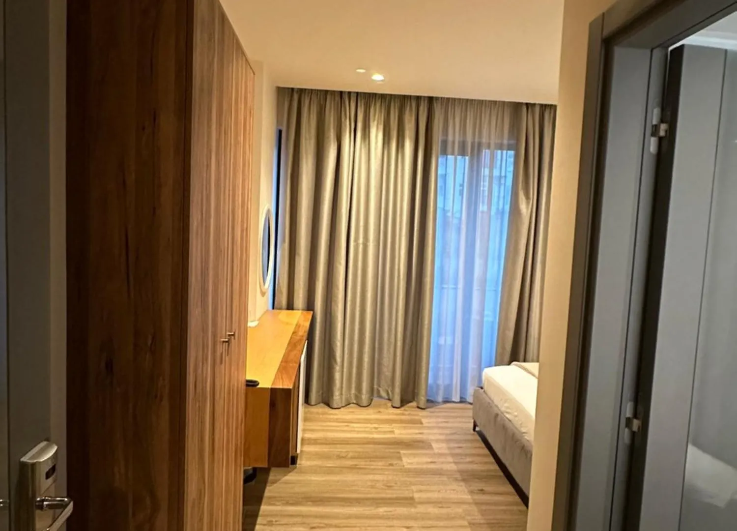 Hotel Utopia Ksamil 4*,