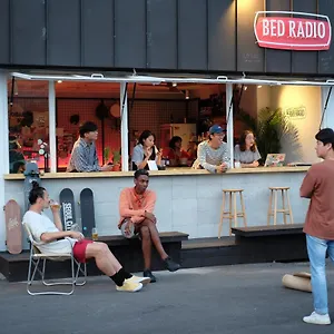 Bed Radio Dongmoon Pensión