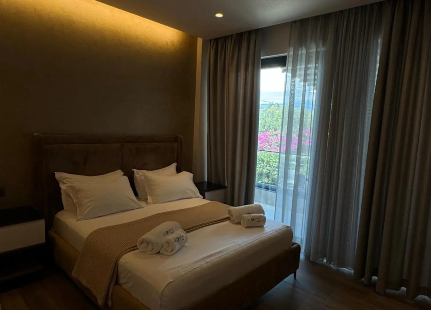 Hotel Utopia Ksamil 4*,
